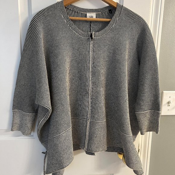 CAbi Sweaters - Cabi Cupid's Cardi size small
